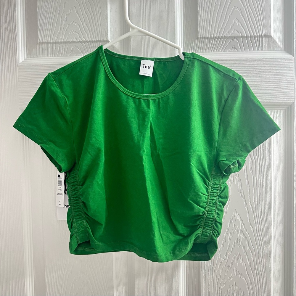 Brand new Aritzia(TNA) crop top